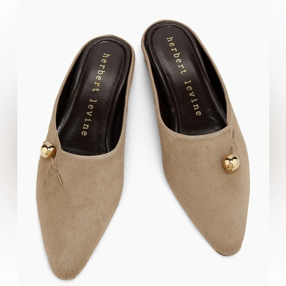 Chic Tan Mules with Gold Detail - Picture 4 of 6